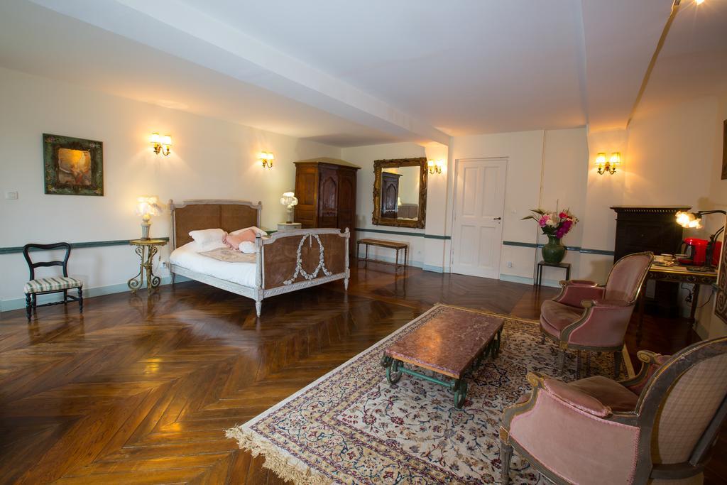 Bed and Breakfast Chateau De La Madeleine Pressagny-lʼOrgeuilleux Exteriér fotografie