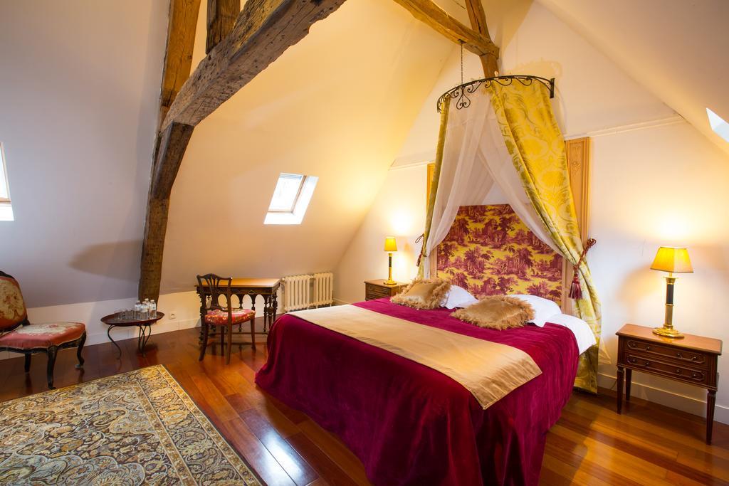 Bed and Breakfast Chateau De La Madeleine Pressagny-lʼOrgeuilleux Exteriér fotografie