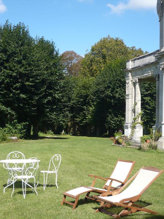 Bed and Breakfast Chateau De La Madeleine Pressagny-lʼOrgeuilleux Exteriér fotografie