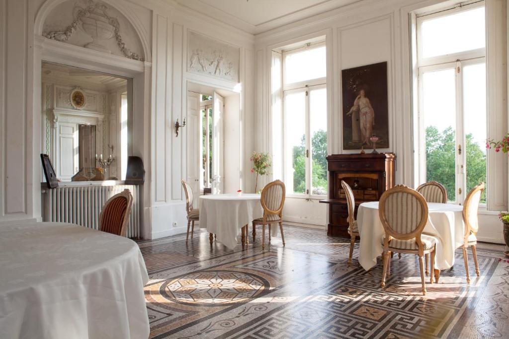 Bed and Breakfast Chateau De La Madeleine Pressagny-lʼOrgeuilleux Exteriér fotografie